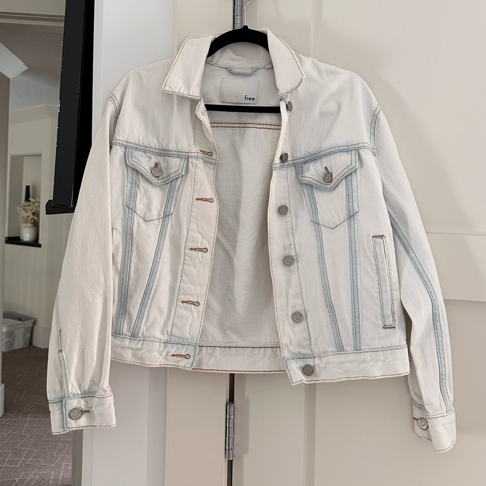 Aritzia Wilfred Free Denim Jacket